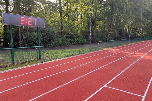 Renovatie atletiekpiste in PU - Sportinfrabouw NV